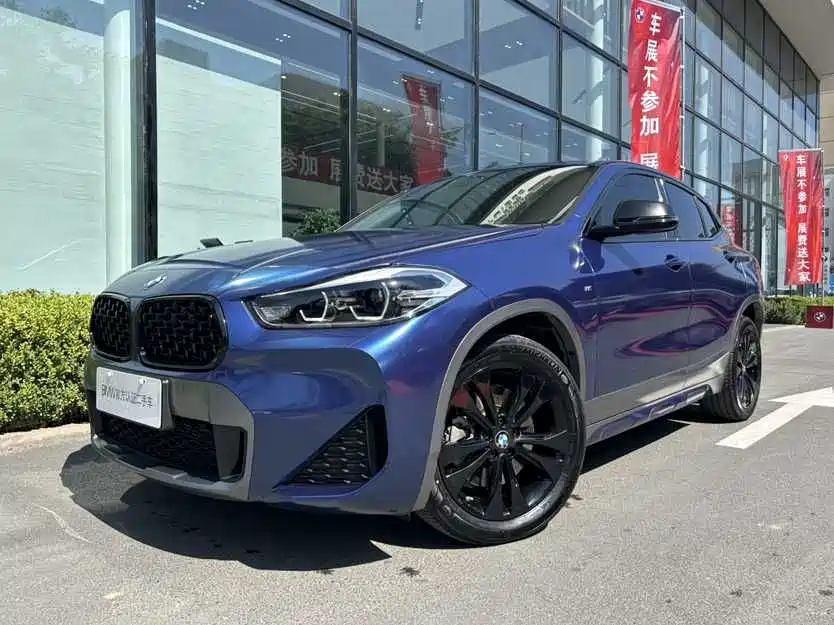 BMW X2