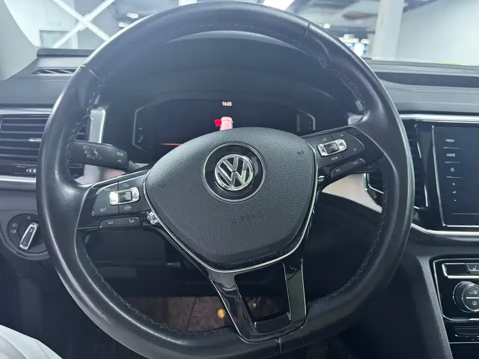 Volkswagen Tourang