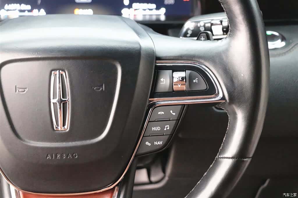 Lincoln Navigator, 2022 22