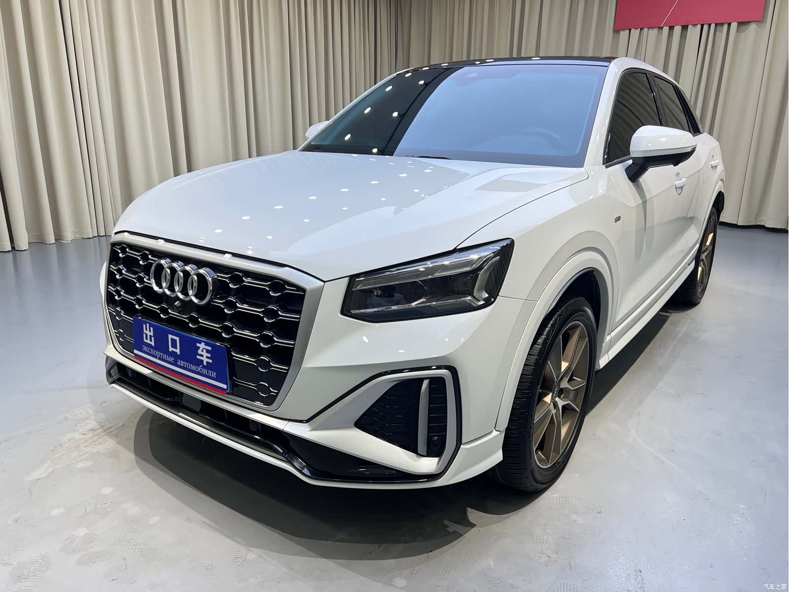 Audi Q2L, 2022 1