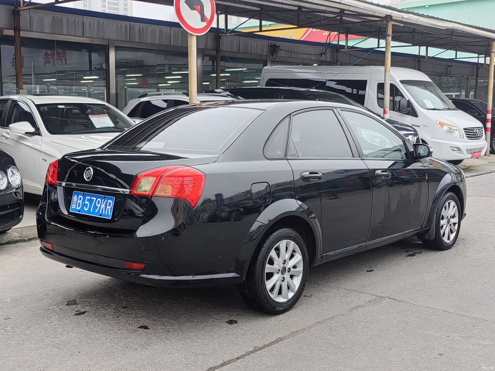Buick 1.6LX-AT, 2012 16