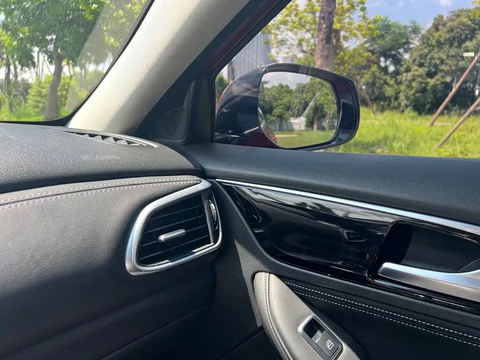 Infiniti QX30 Infiniti QX30