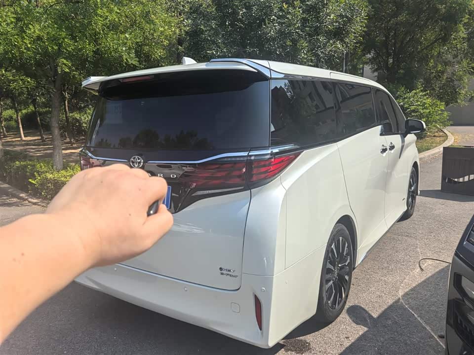 Toyota Elfa Toyota Elfa
