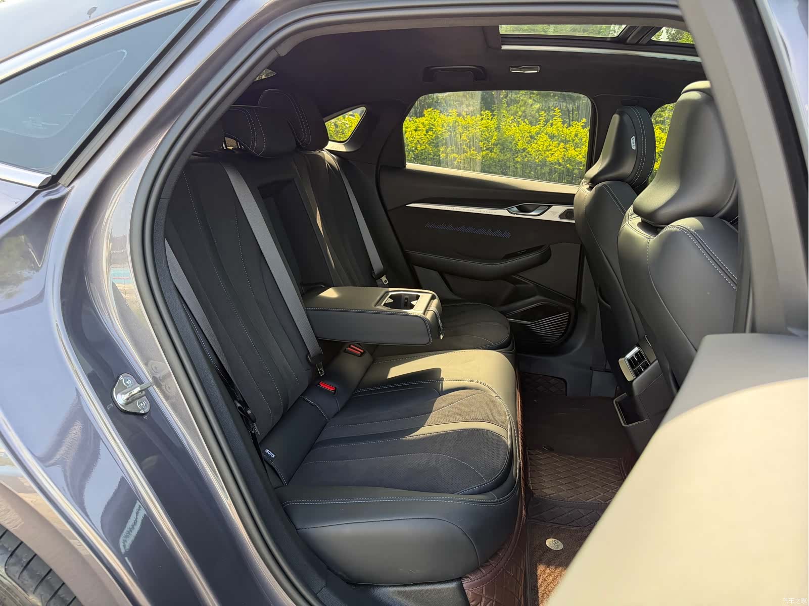 Geely Preface, 2025 23