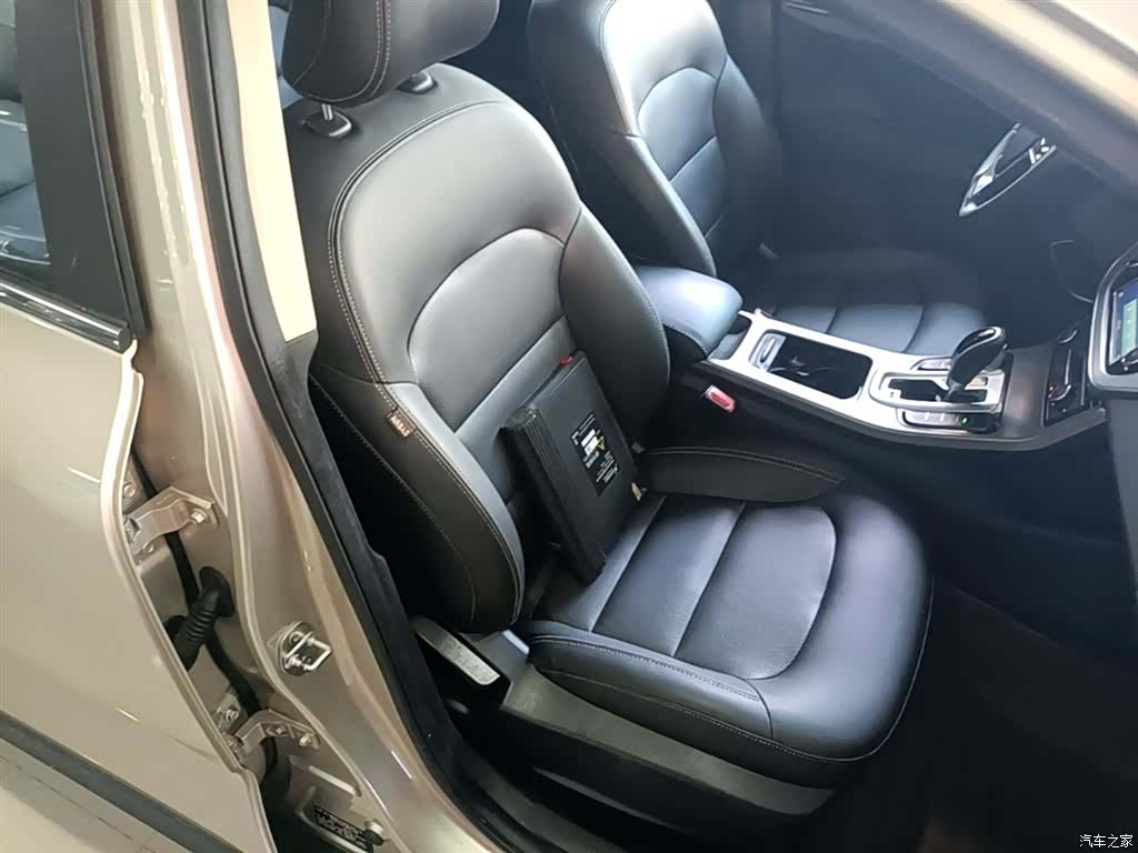 Geely Emgrand, 2018 25