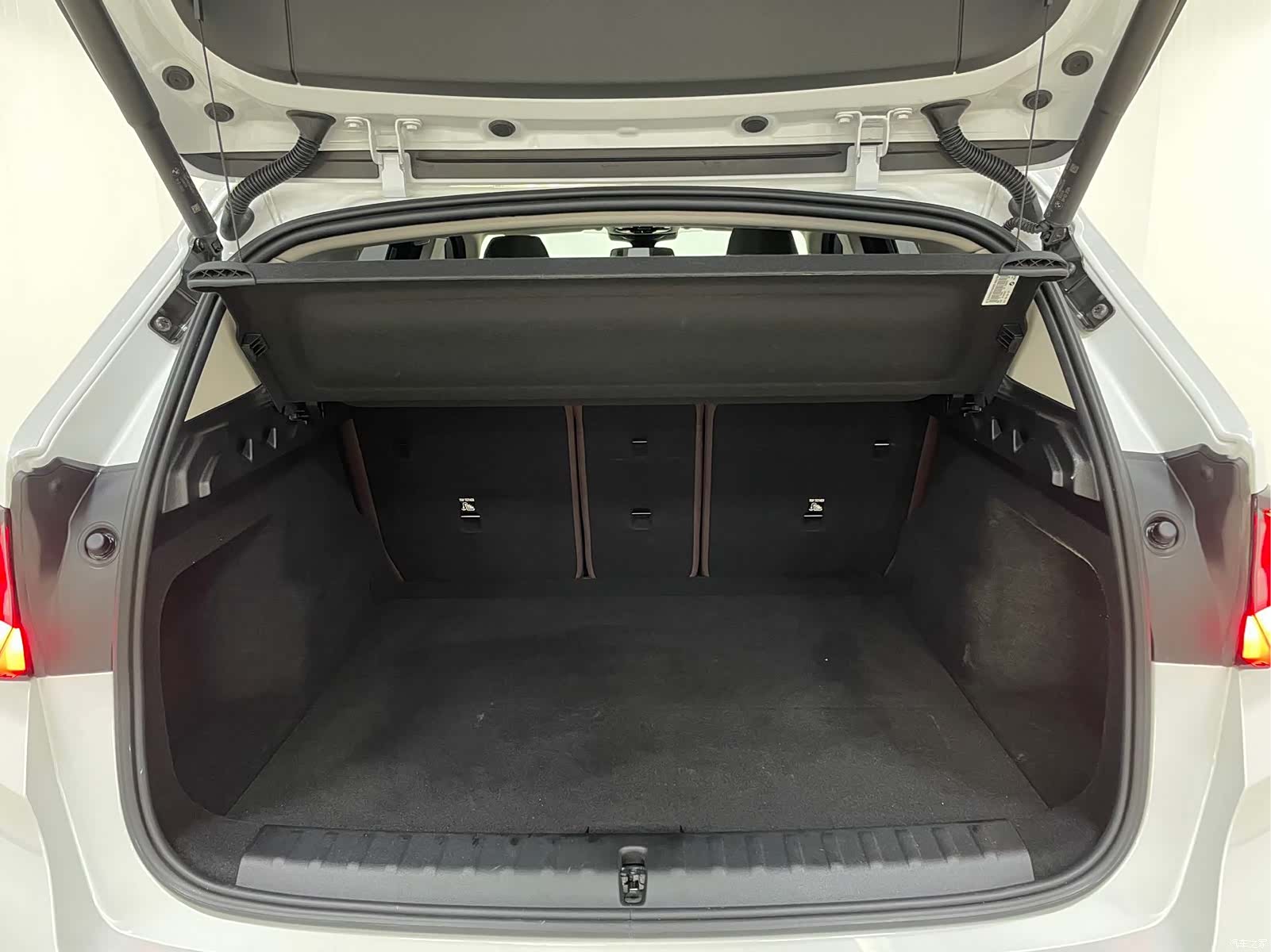 BMW X1, 2024 21