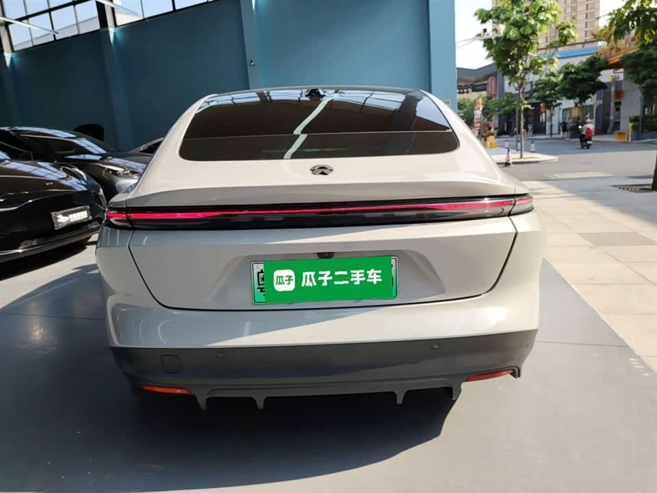 NIO ET5 NIO ET5