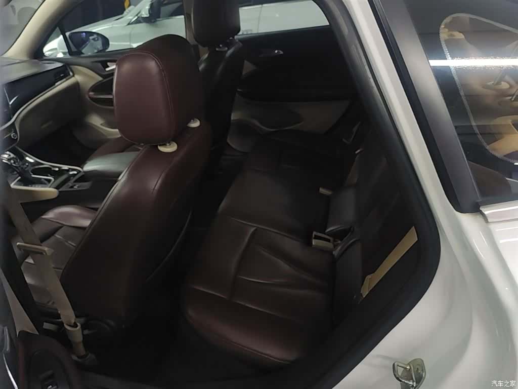 Buick Verano, 2017 17