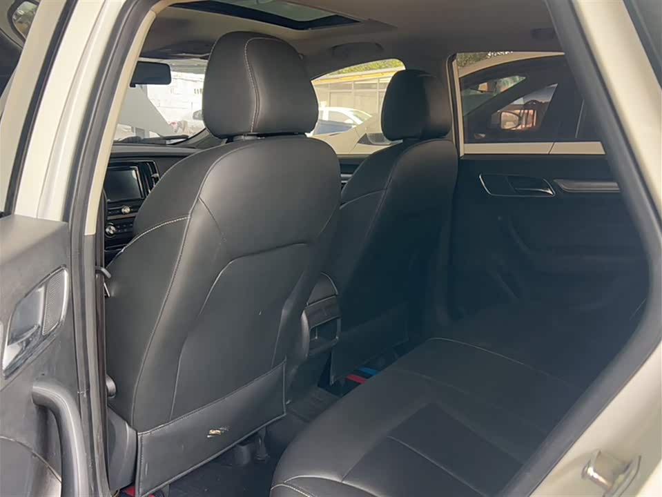 Roewe i6 Roewe i6