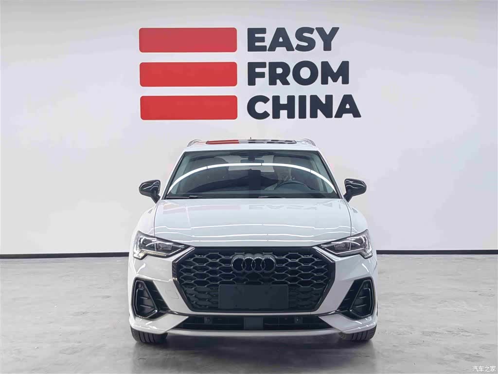 Audi Q3, 2022 2