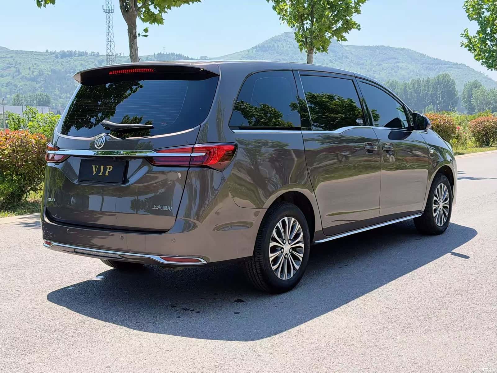 Buick GL8, 2025 9