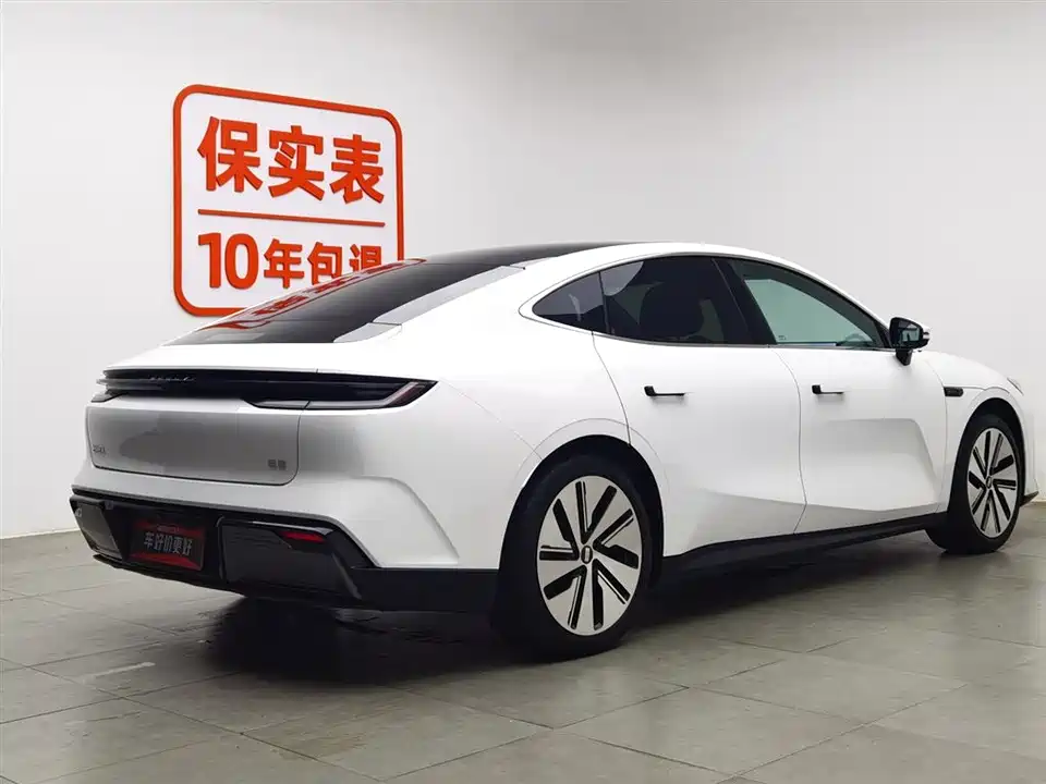 Geely Galaxy Galaxy E8