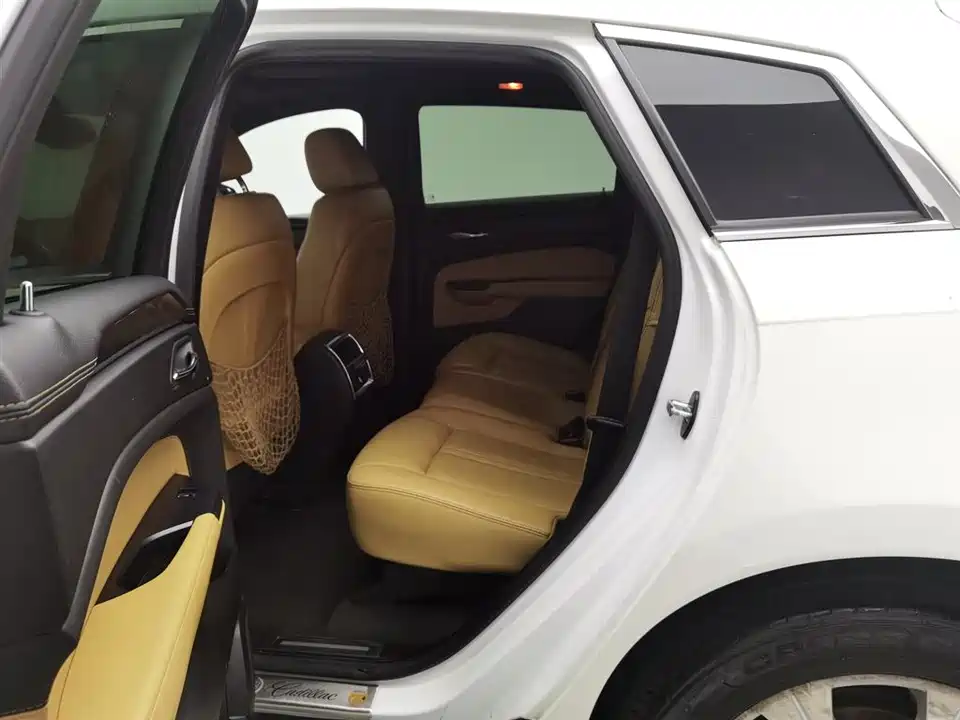 Cadillac SRX