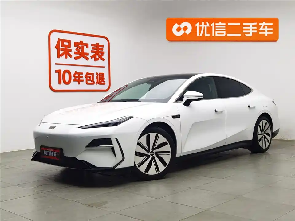 Geely Galaxy Galaxy E8