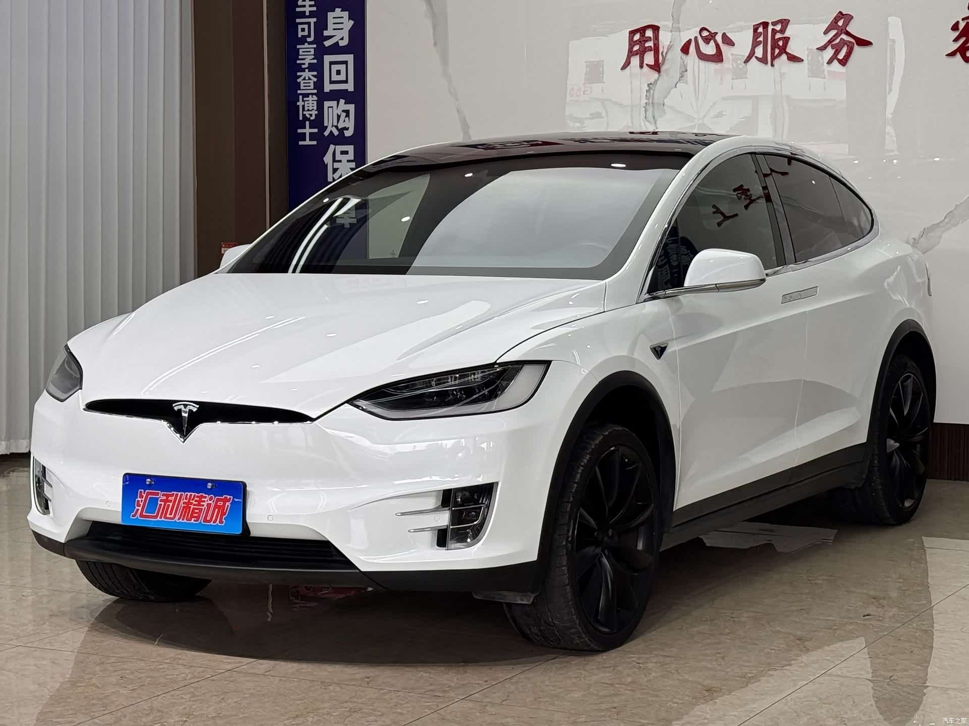 Tesla Model X, 2016 1