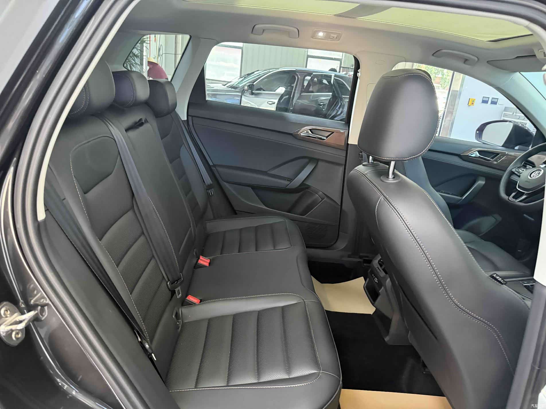 Volkswagen Tharu, 2022 18