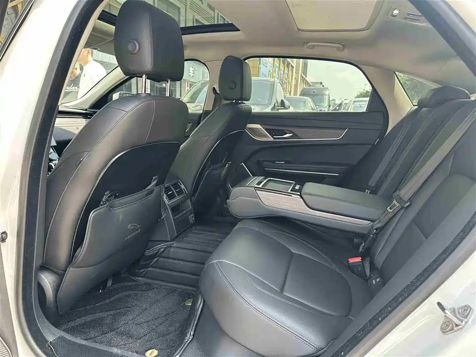 Jaguar XFL Jaguar XFL