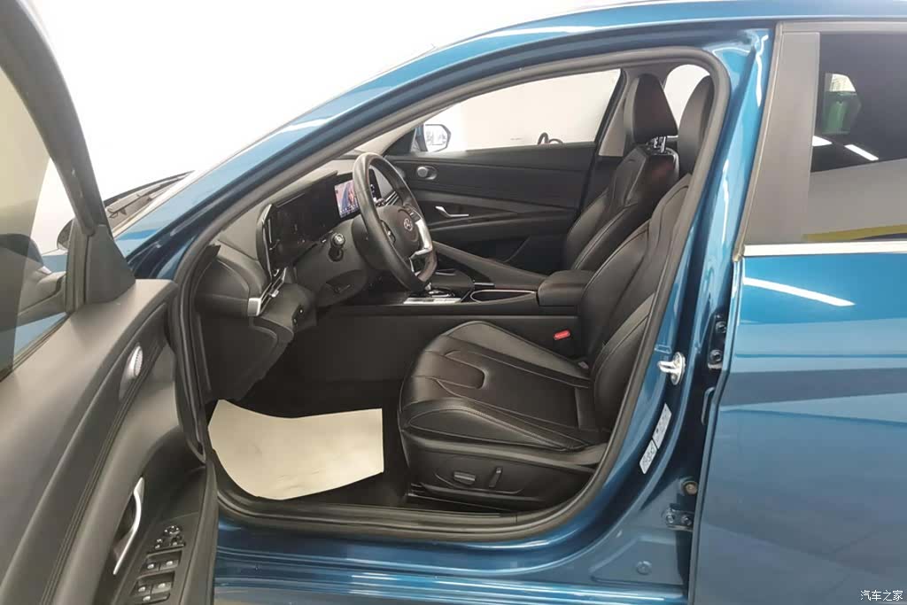 Hyundai Elantra, 2020 9