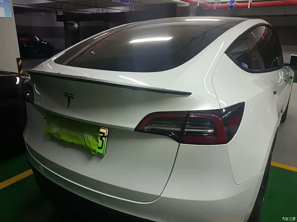 Tesla Model Y, 2023 7
