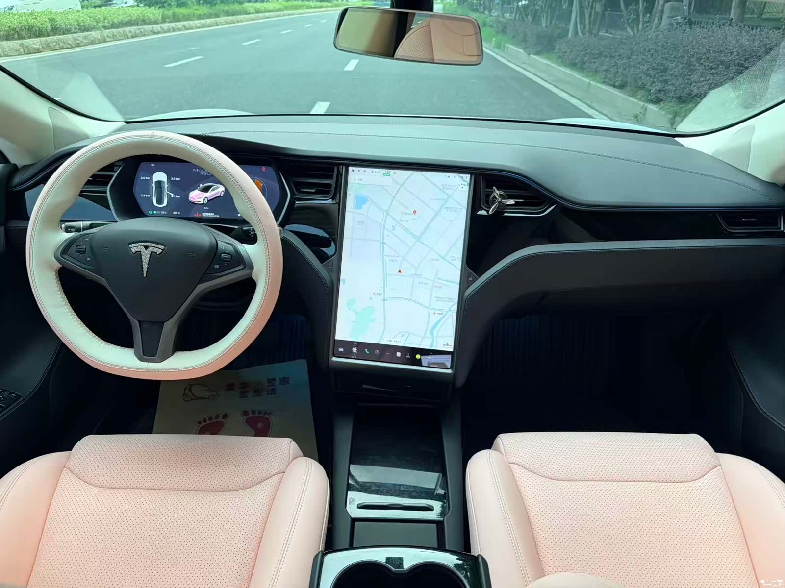 Tesla Model S, 2019 13