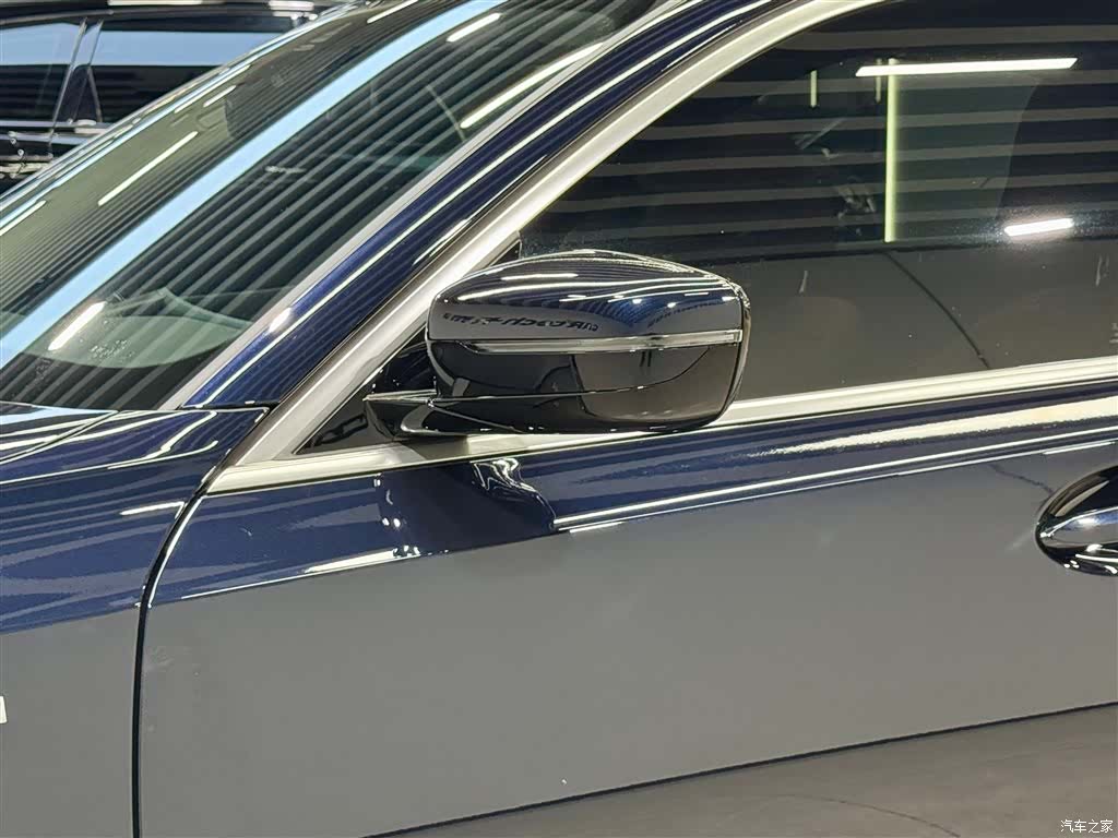 BMW 3 Series, 2025 13