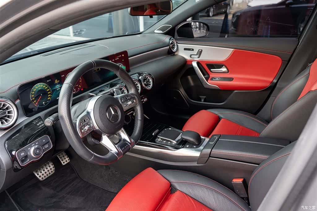 Mercedes-Benz A-Class, 2022 15