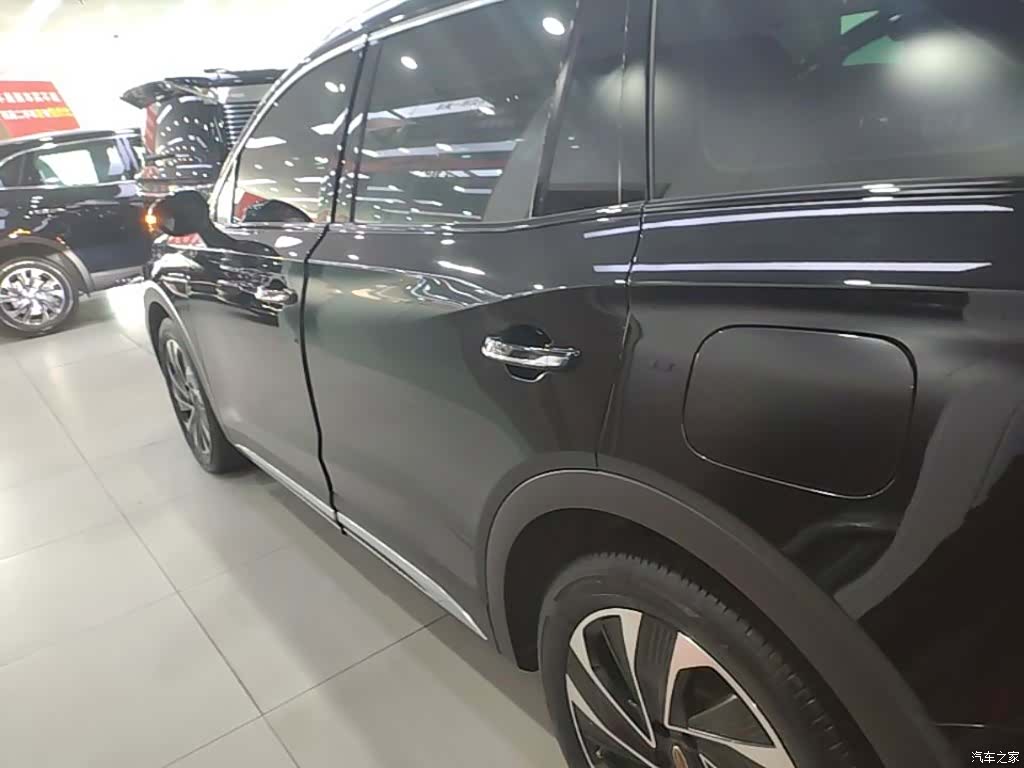 Hongqi HS7, 2025 все фото