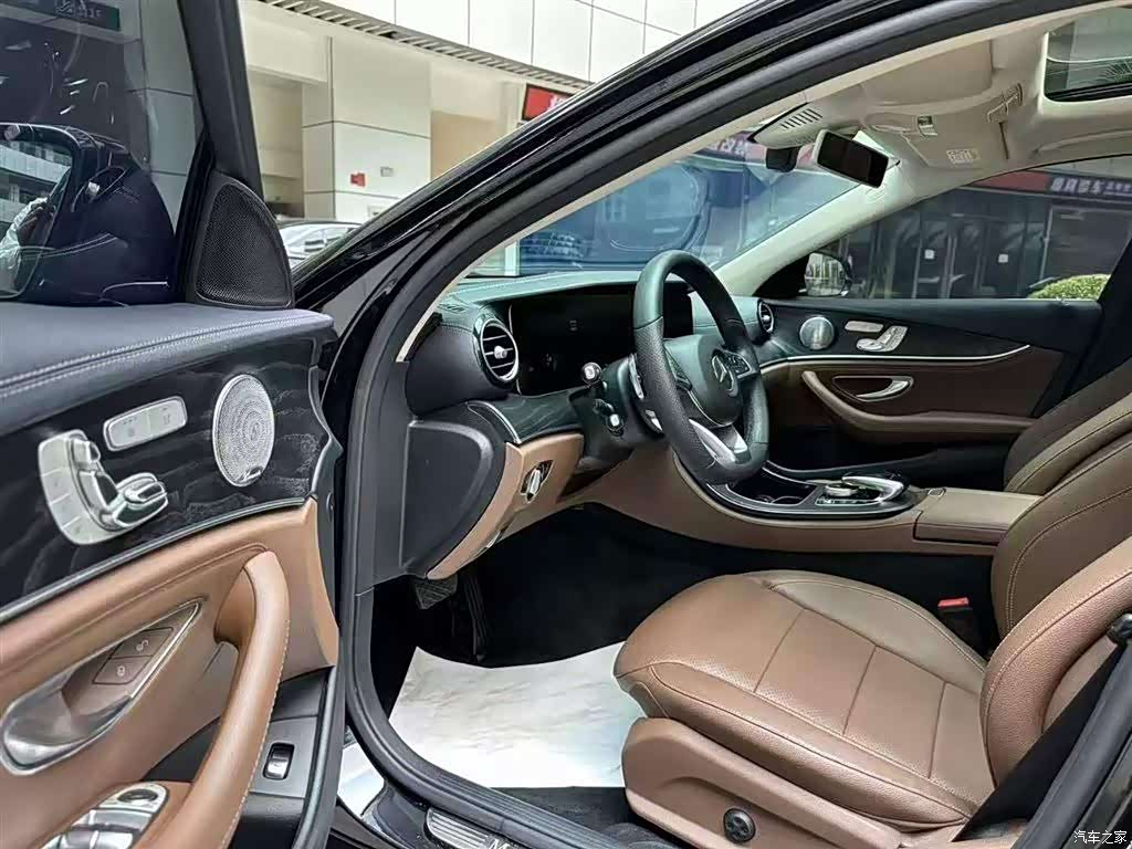 Mercedes-Benz E-Class, 2018 4