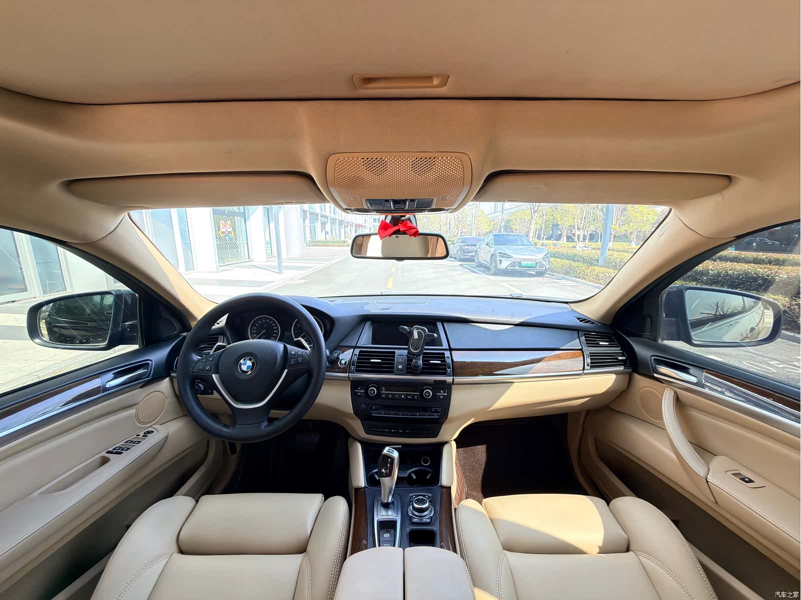 BMW X6, 2012 6