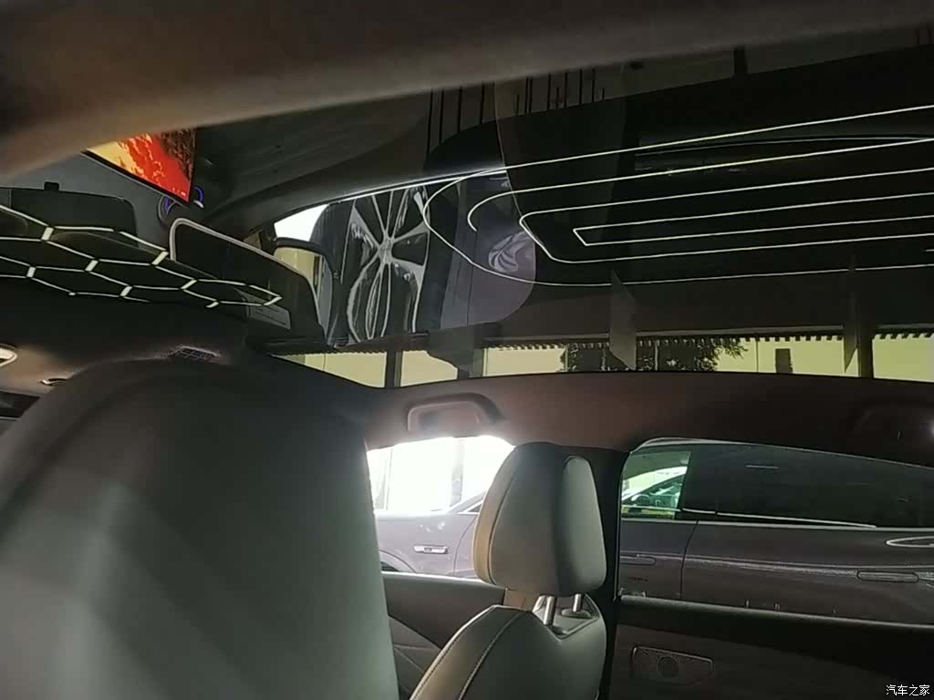 Geely E8, 2024 18