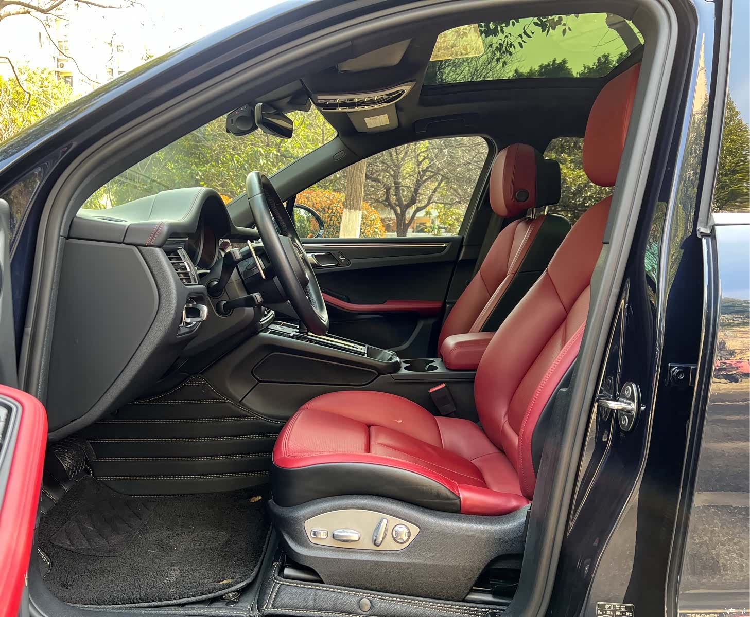 Porsche Macan, 2022 6