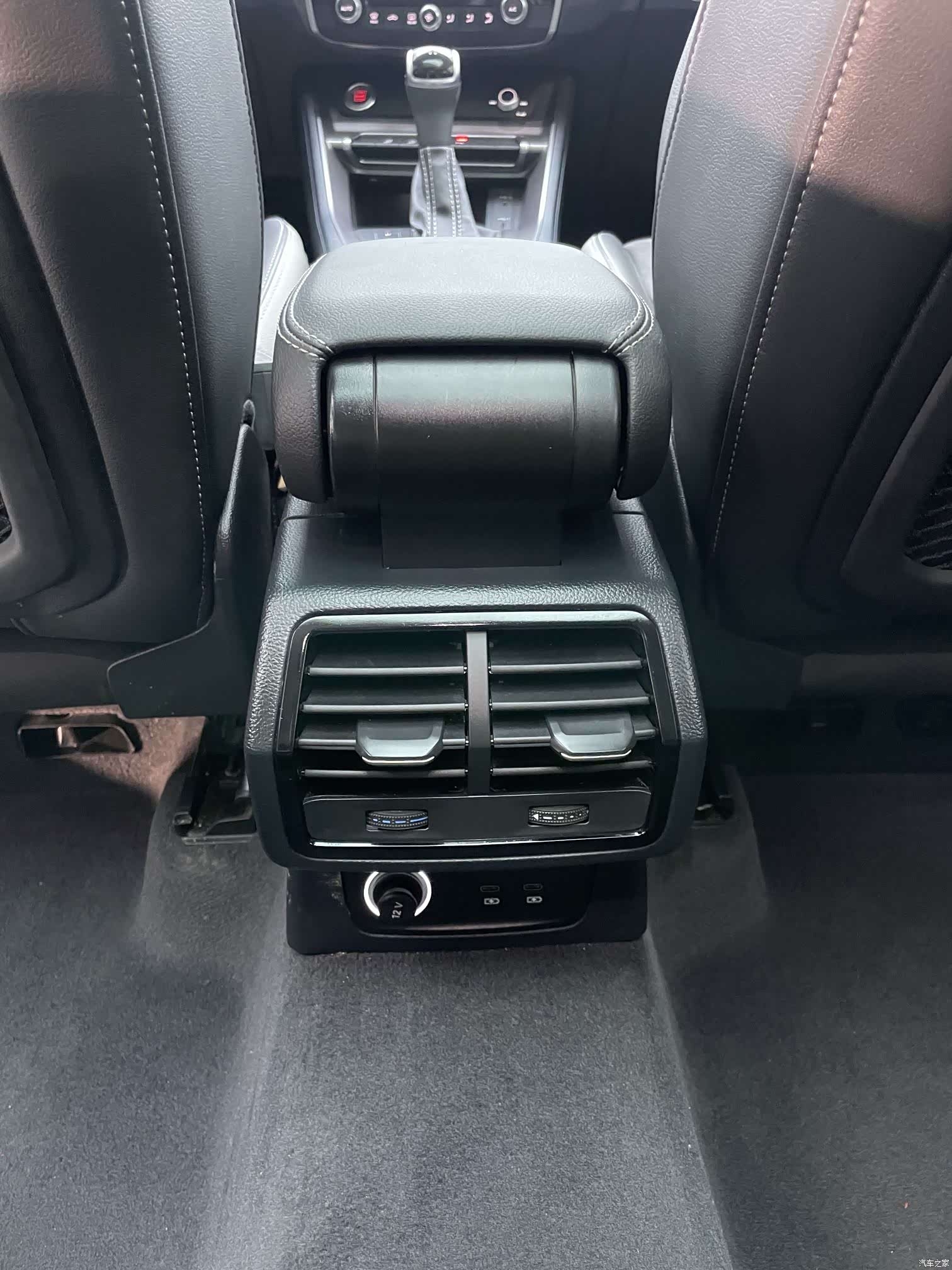 Audi Q3, 2023 15