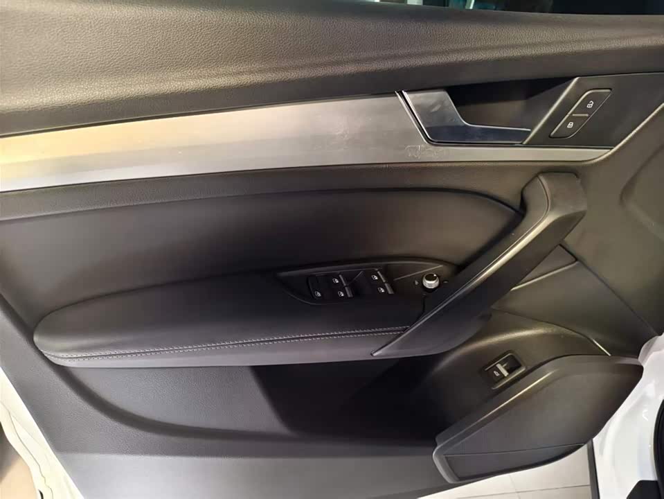 Audi Q5L Audi Q5L