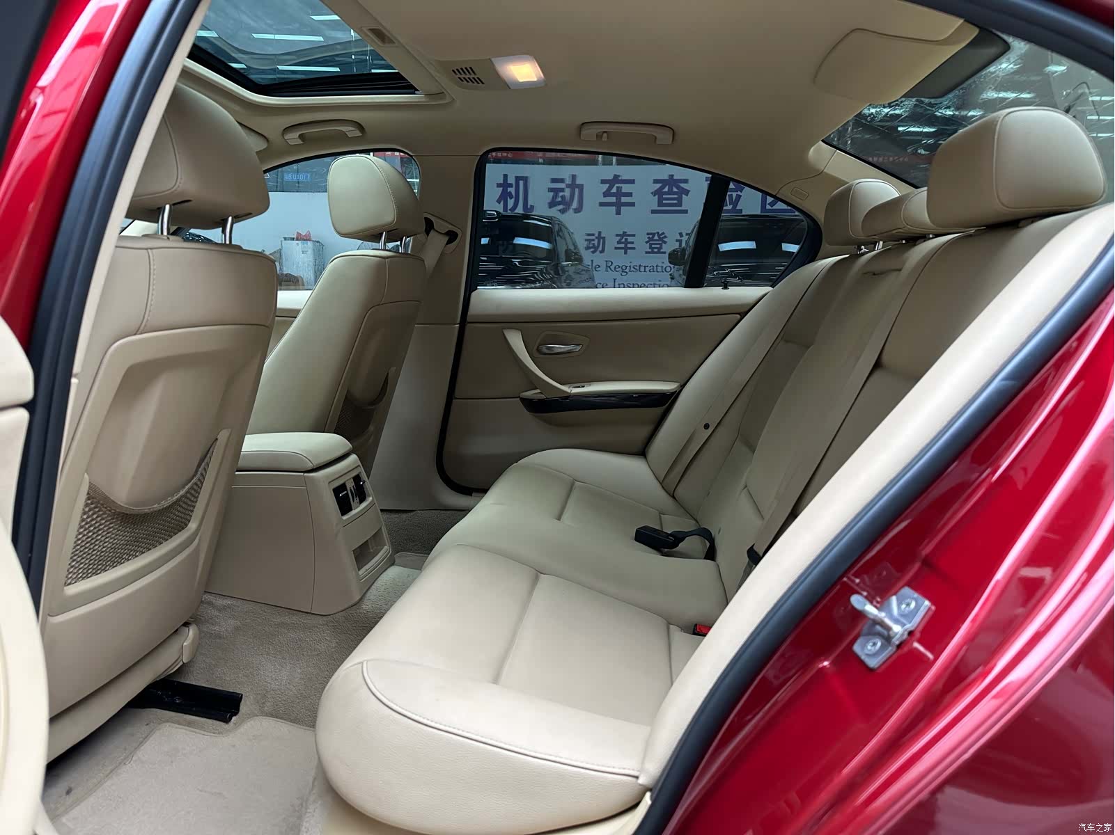 BMW 3 Series, 2012 11