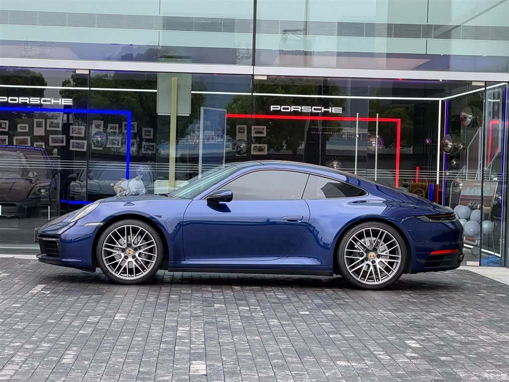 Porsche 911, 2023 2