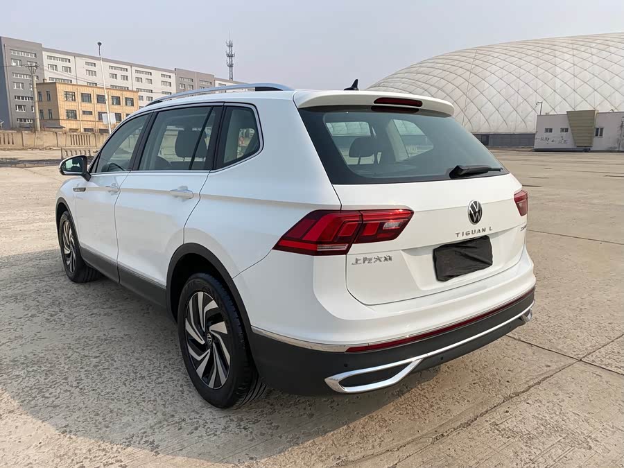 Volkswagen Tiguan L 2022, фото 6