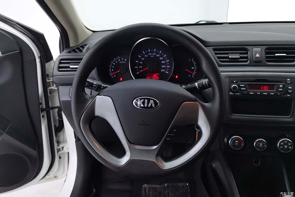 Kia K2, 2015 15