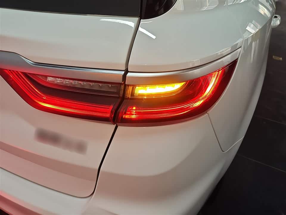Geely Vision X6