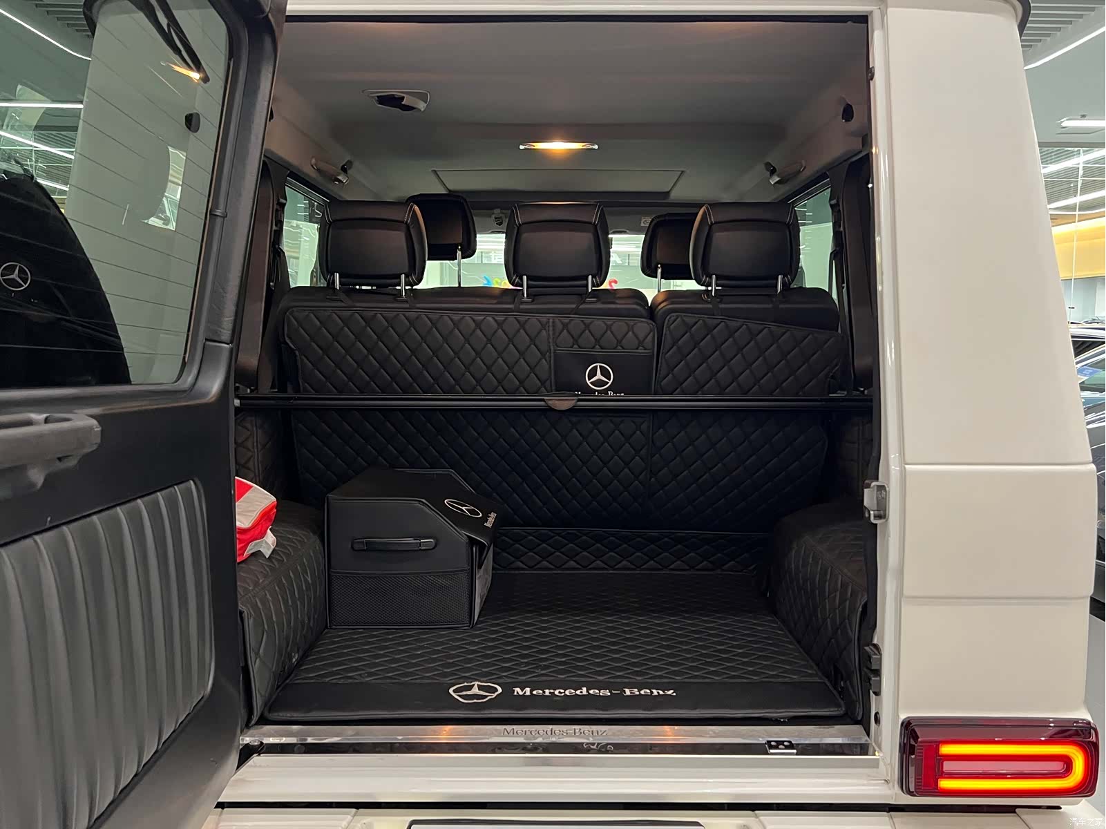 Mercedes-Benz G-Class, 2016 14