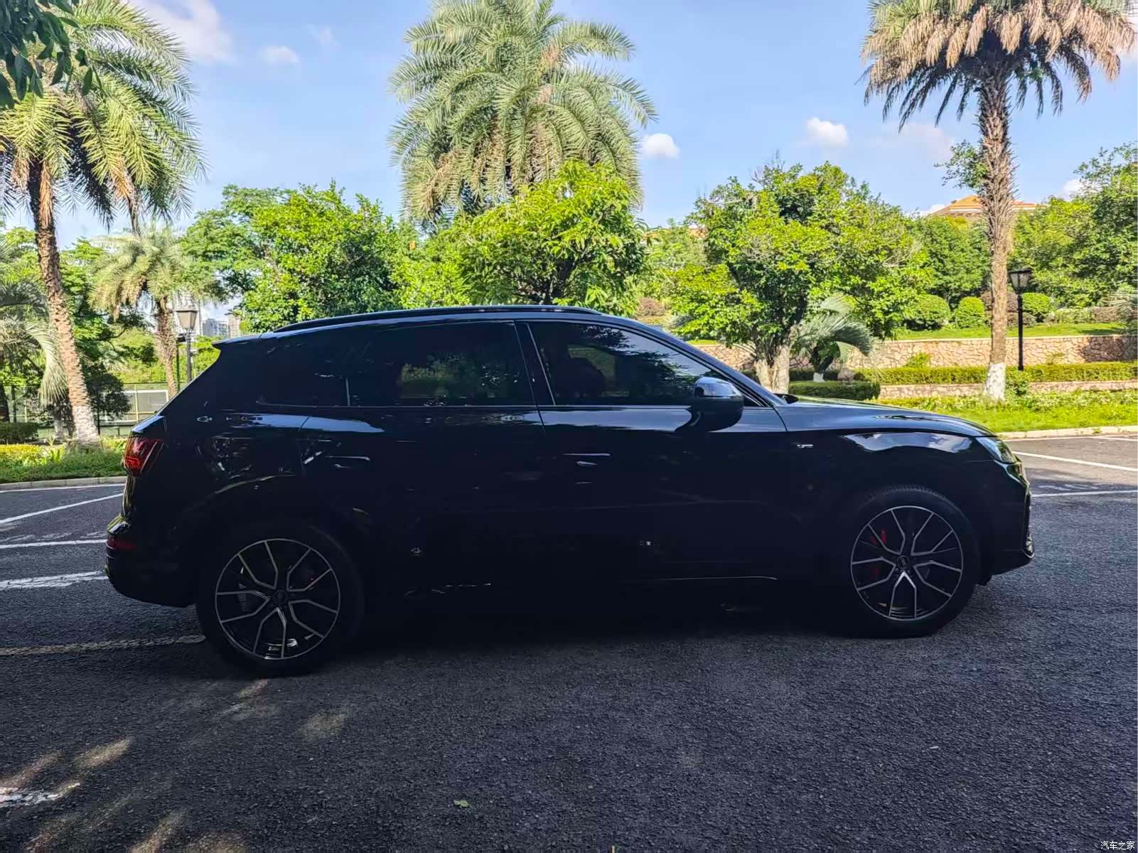 Audi Q5L, 2026 10