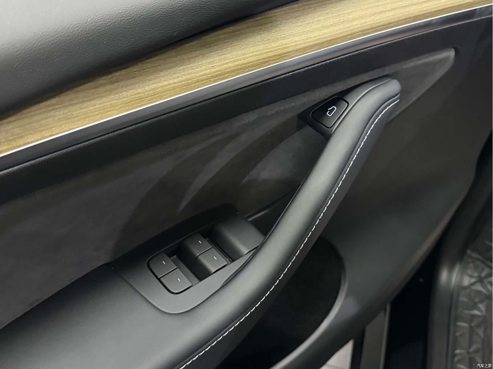 Tesla Model Y, 2022 все фото