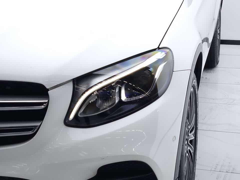 Mercedes-Benz GLC Mercedes-Benz GLC