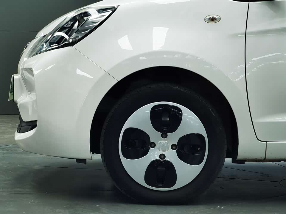 Changan Benben E-Star