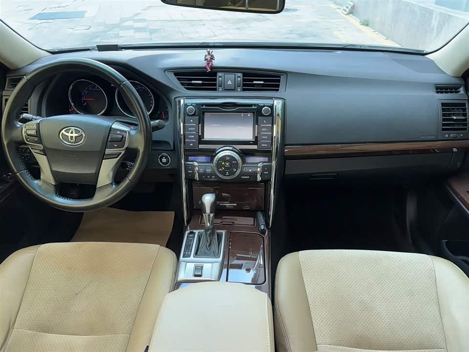 Toyota Reiz Toyota Reiz