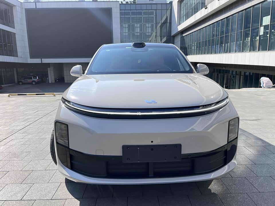 Li Auto Ideal L6
