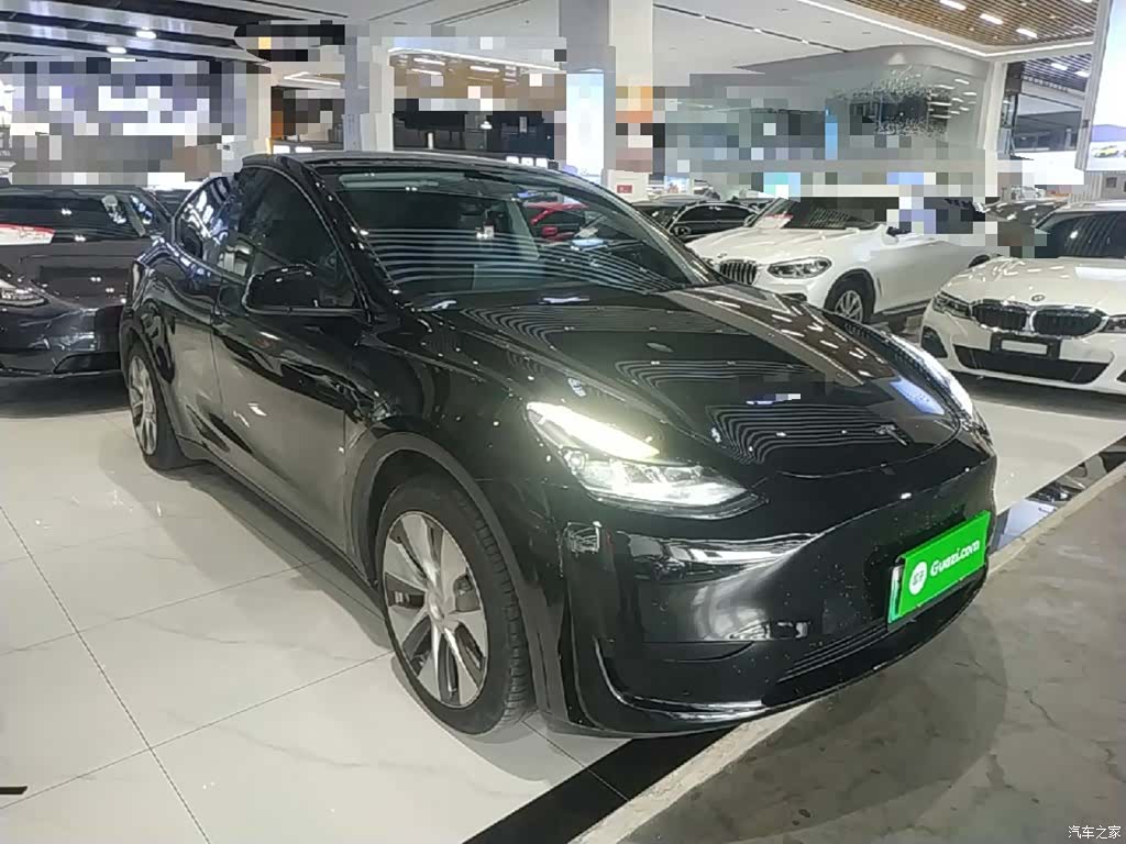 Tesla Model Y, 2023 4