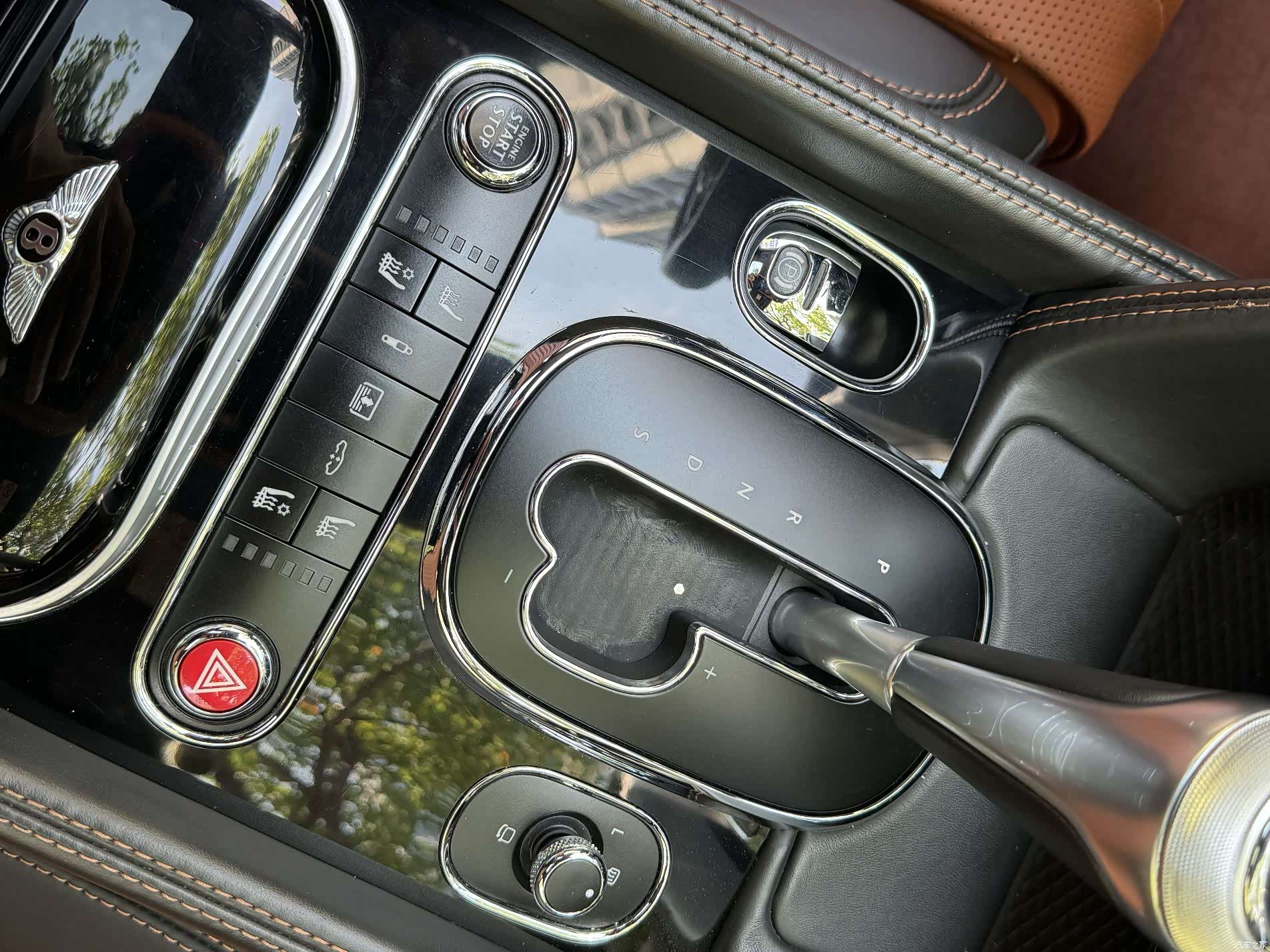 Bentley Flying Spur, 2017 10