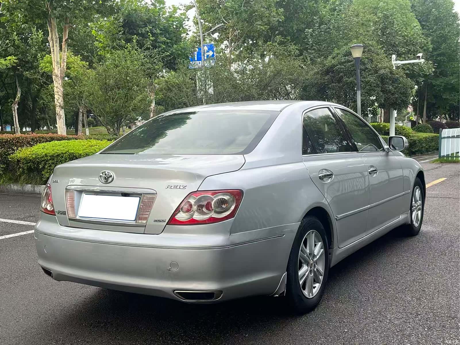 Toyota 2.5S, 2008 7