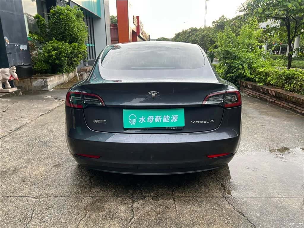 Tesla Model 3, 2020 8