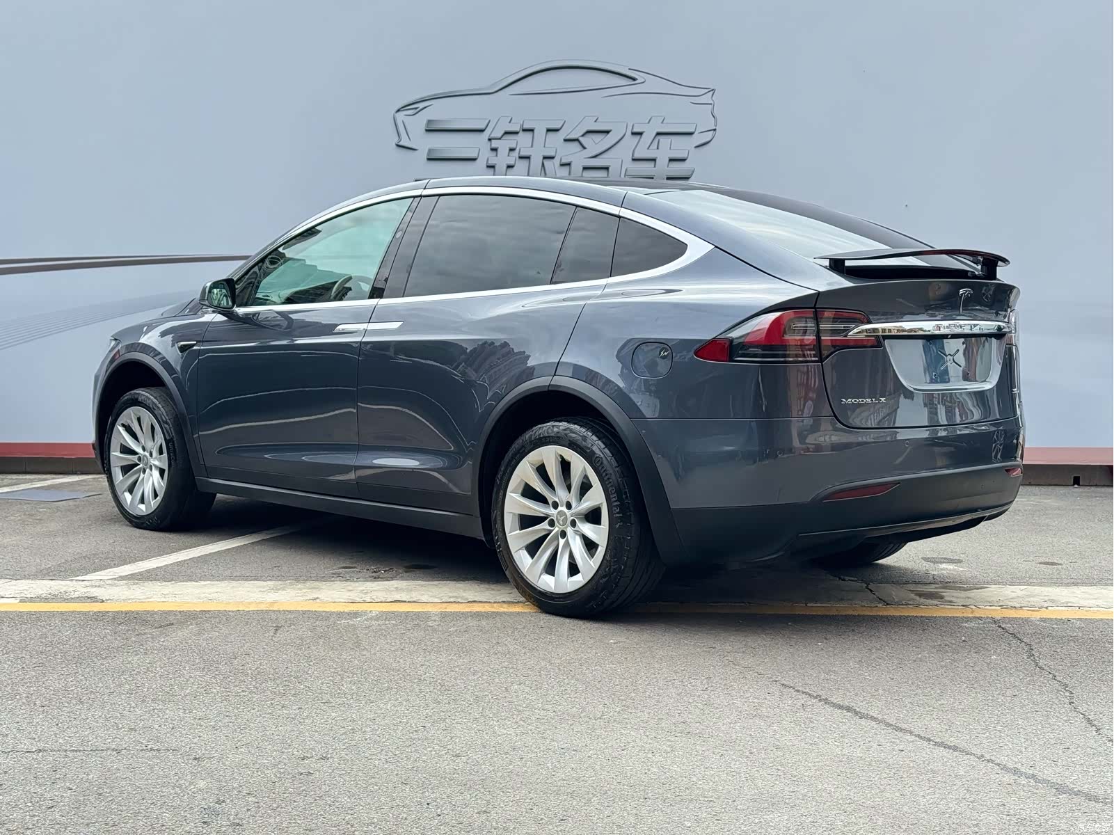 Tesla Model X, 2019 4